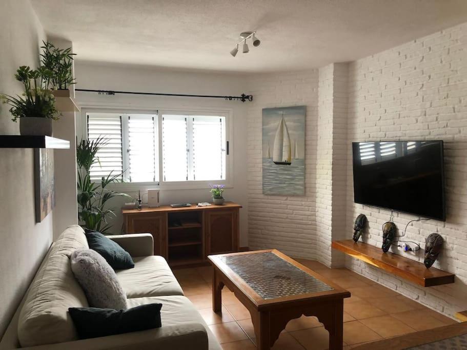 Great Location In Very Close To The Sea Dom wakacyjny